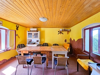 Prodej domu 260 m², Očihov
