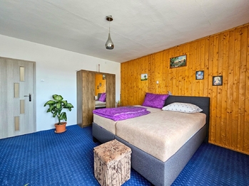 Prodej domu 260 m², Očihov