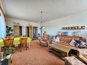 Prodej domu 260 m², Očihov