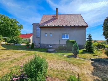 Prodej domu 260 m², Očihov