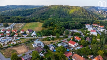 Prodej pozemku 1380 m², Černošice