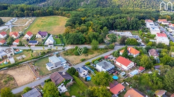 Prodej pozemku 1380 m², Černošice