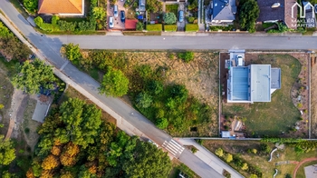 Prodej pozemku 1380 m², Černošice
