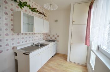 Pronájem bytu 1+1 v osobním vlastnictví 34 m², Slaný