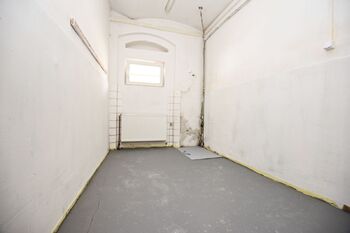Pronájem výrobních prostor 193 m², Žatec
