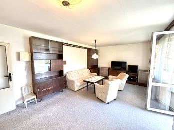 Obývací pokoj - Prodej bytu 3+1 v osobním vlastnictví 73 m², Praha 10 - Záběhlice