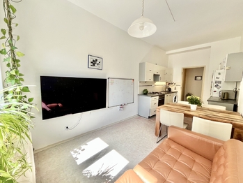 Prodej bytu 2+1 v osobním vlastnictví 74 m², Praha 7 - Holešovice