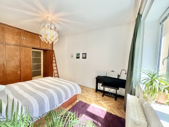 Prodej bytu 2+1 v osobním vlastnictví 74 m², Praha 7 - Holešovice