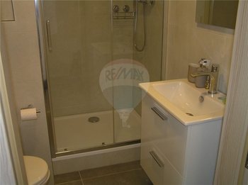 koupelna - Pronájem bytu 1+1 v osobním vlastnictví 40 m², Praha 10 - Hostivař