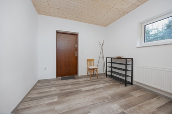 Vstupní hala - Dům 1 - Prodej domu 276 m², Volary