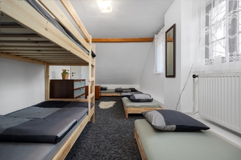 Ložnice 1 - Dům 2 - Prodej domu 276 m², Volary