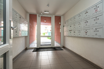Pronájem bytu 1+kk v osobním vlastnictví 25 m², Hostivice
