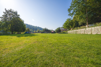 Prodej pozemku 6879 m², Nadryby