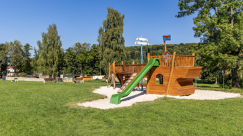 Prodej ubytovacího zařízení 467 m², Dolní Podluží