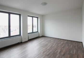 pokoj - Pronájem bytu 1+kk v osobním vlastnictví 31 m², Kolín