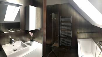 koupelna - Pronájem bytu 2+kk v osobním vlastnictví 73 m², Ostrava
