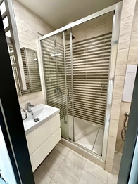 Pronájem bytu 1+1 v družstevním vlastnictví 33 m², Teplice