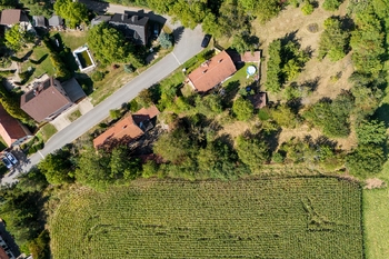 Prodej pozemku 1803 m², Vraný