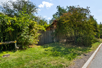 Prodej pozemku 1803 m², Vraný