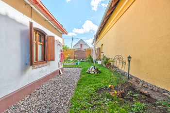 Prodej domu 150 m², Postoloprty