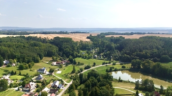 Prodej pozemku 10089 m², Kněžmost