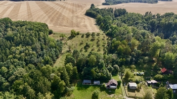 Prodej pozemku 10089 m², Kněžmost