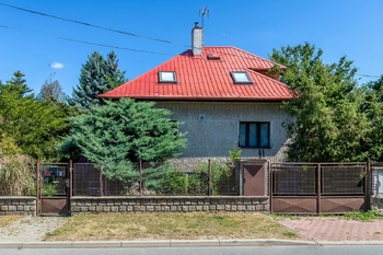 Prodej domu 181 m², Praha 4 - Kunratice