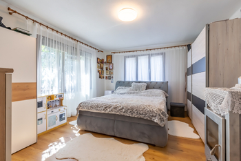 Prodej domu 181 m², Praha 4 - Kunratice