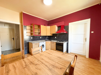 Prodej bytu 1+1 Kyjov. - Prodej bytu 1+1 v osobním vlastnictví 54 m², Kyjov