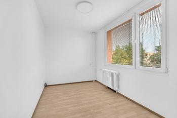 Prodej bytu 3+1 v osobním vlastnictví 65 m², Přelouč