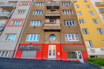Prodej obchodních prostor 151 m², Praha 4 - Michle