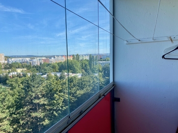 Lodžie - Prodej bytu 3+kk v osobním vlastnictví 63 m², Praha 10 - Horní Měcholupy
