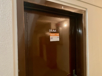 Dílna k dispozici - Prodej bytu 3+kk v osobním vlastnictví 63 m², Praha 10 - Horní Měcholupy