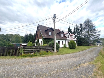 Příjezdová cesta k calupě - Prodej chaty / chalupy 134 m², Rybniště