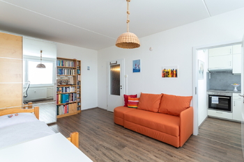 Prodej bytu 1+kk v osobním vlastnictví 29 m², Praha 8 - Troja