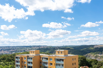 Prodej bytu 1+kk v osobním vlastnictví 29 m², Praha 8 - Troja