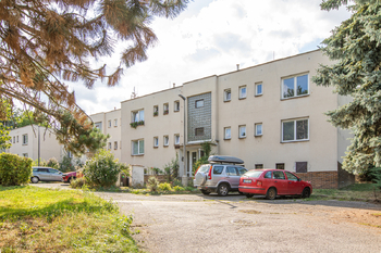 Dům - Prodej bytu 3+1 v osobním vlastnictví 83 m², Velké Přílepy