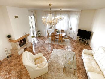 Prodej domu 230 m², Mukařov