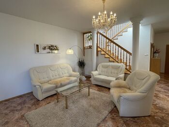 Prodej domu 230 m², Mukařov