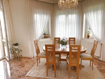 Prodej domu 230 m², Mukařov