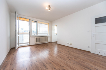 Pronájem bytu 1+kk v osobním vlastnictví 32 m², Kladno