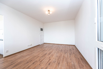 Pronájem bytu 1+kk v osobním vlastnictví 32 m², Kladno
