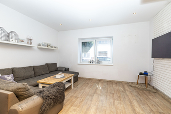 Obývací pokoj - Prodej domu 147 m², Roudnice nad Labem