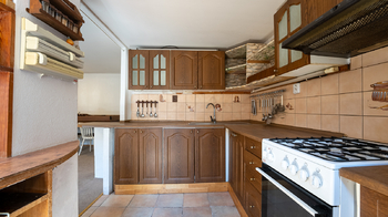 Kuchyně - Prodej domu 209 m², Rašovice