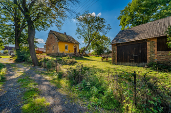 Prodej pozemku 1253 m², Golčův Jeníkov