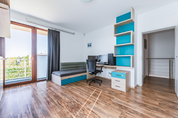Prodej domu 202 m², Praha 9 - Vinoř