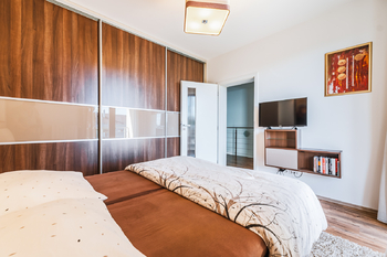 Prodej domu 202 m², Praha 9 - Vinoř