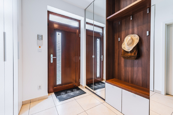 Prodej domu 202 m², Praha 9 - Vinoř