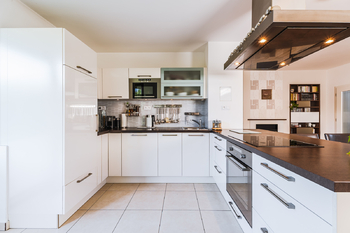 Prodej domu 202 m², Praha 9 - Vinoř
