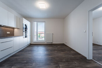 Pronájem bytu 2+kk v osobním vlastnictví 38 m², Nehvizdy
